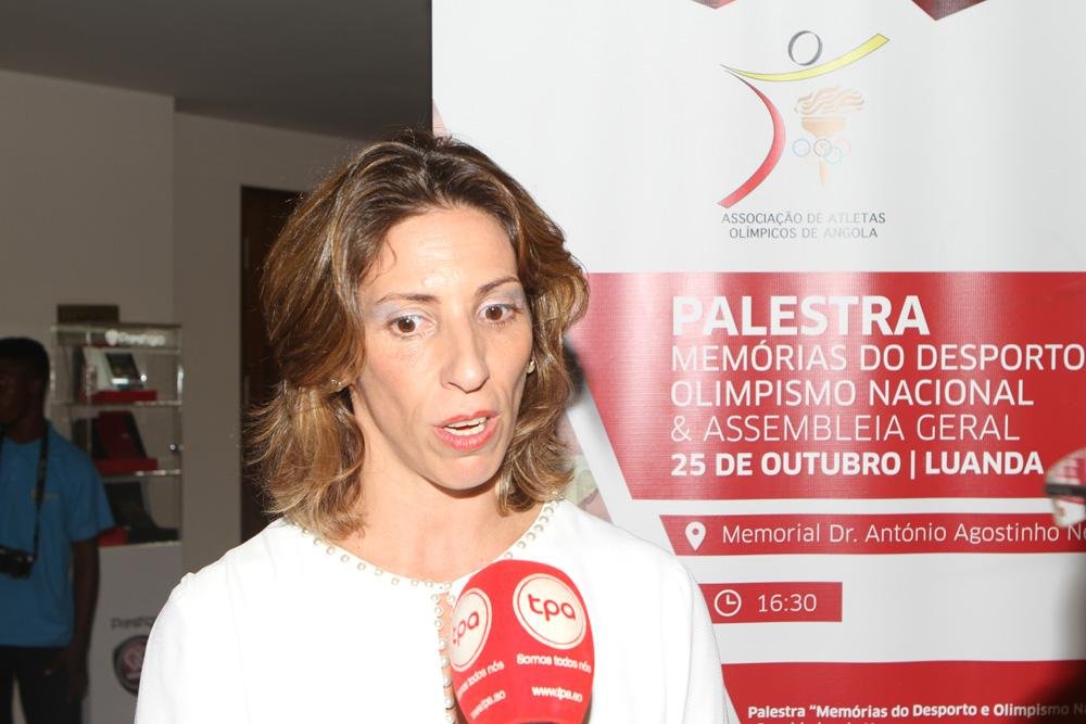 Palestra e AG - Palavras da Presidente Nadia Cruz