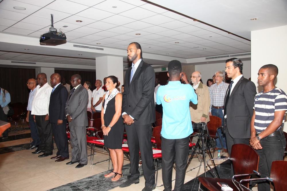Palestra Memorias do Desporto e Olimpismo - Assembleia Geral - Oscultacao Hino Nacional e Hino Olimpico