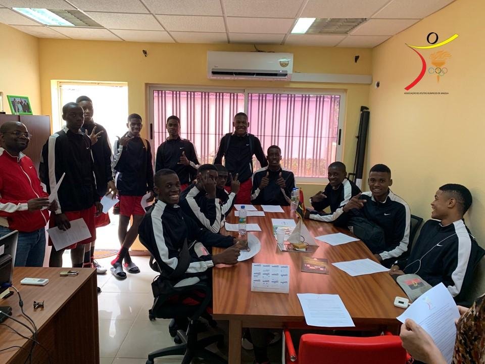 Basquetebol Sub 16 recebe Motivação dos Olímpicos