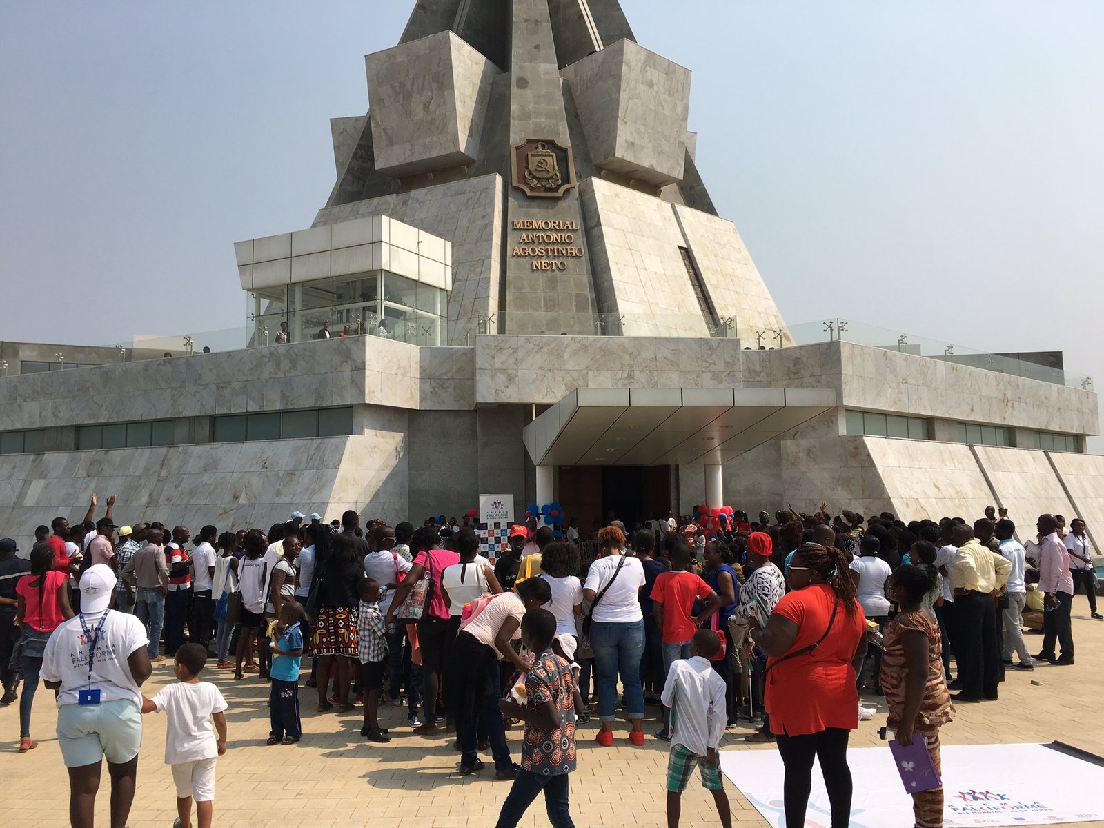 Mausoleu Dr Antonio Agostinho Neto