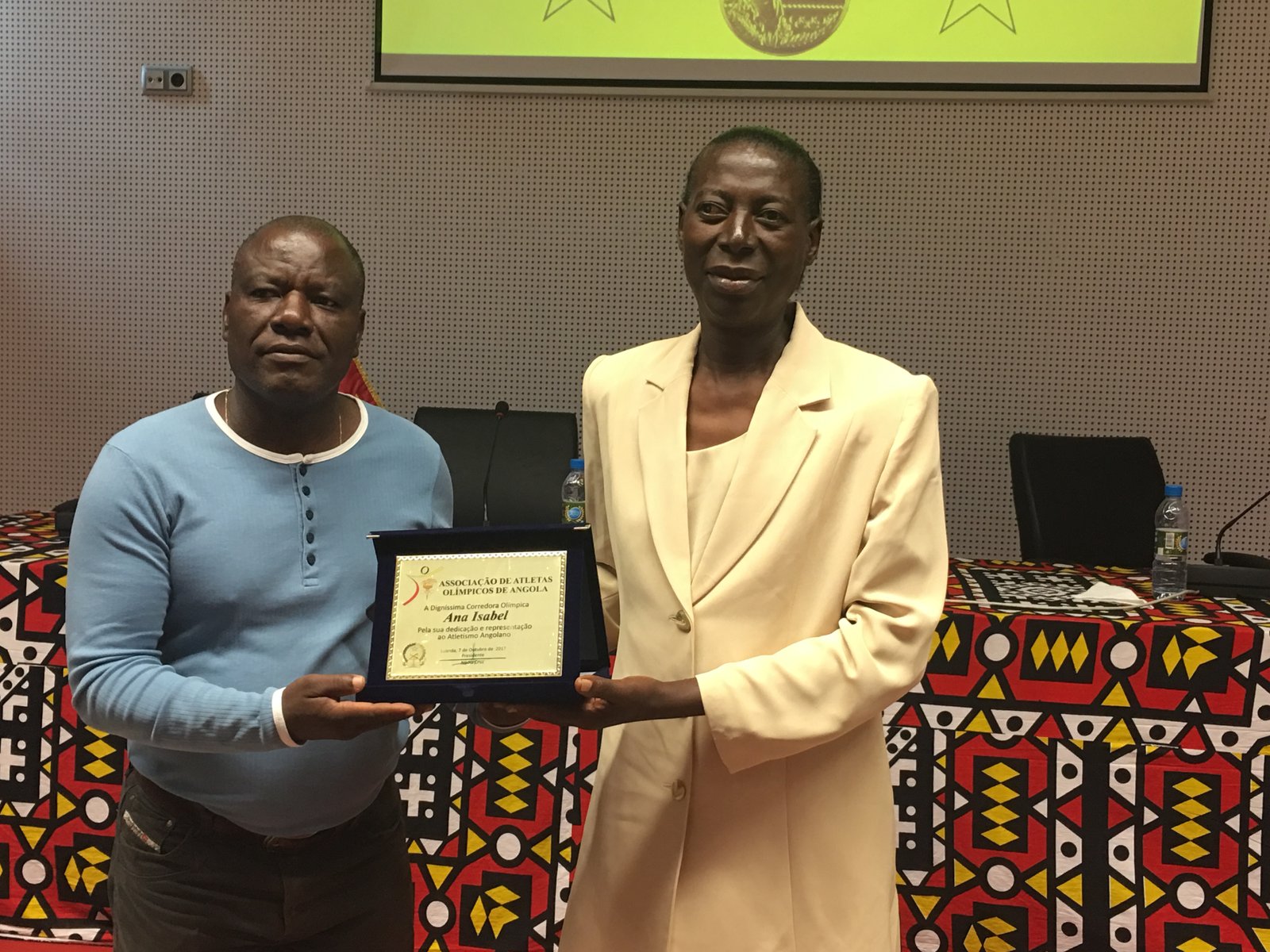 AAOA AG Homenagem Ana Isabel JO Barcelona Salva de Mérito