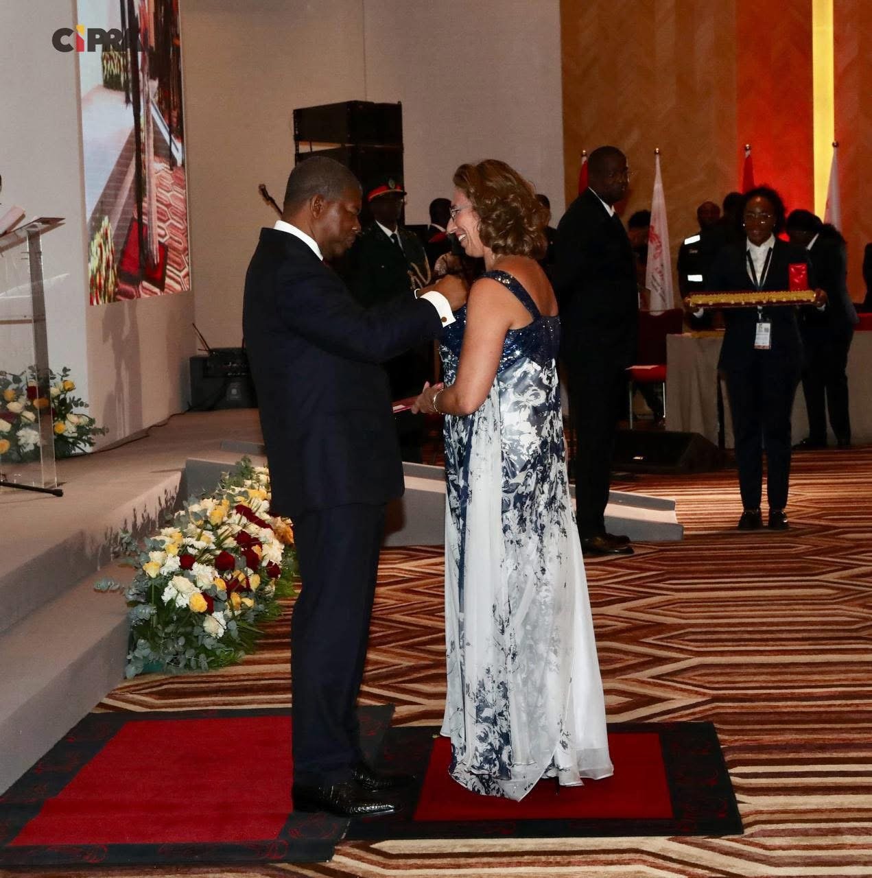 Nadia Cruz, Fundadora da AAOA